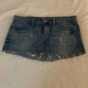 Vintage old navy light wash low rise mini skirt